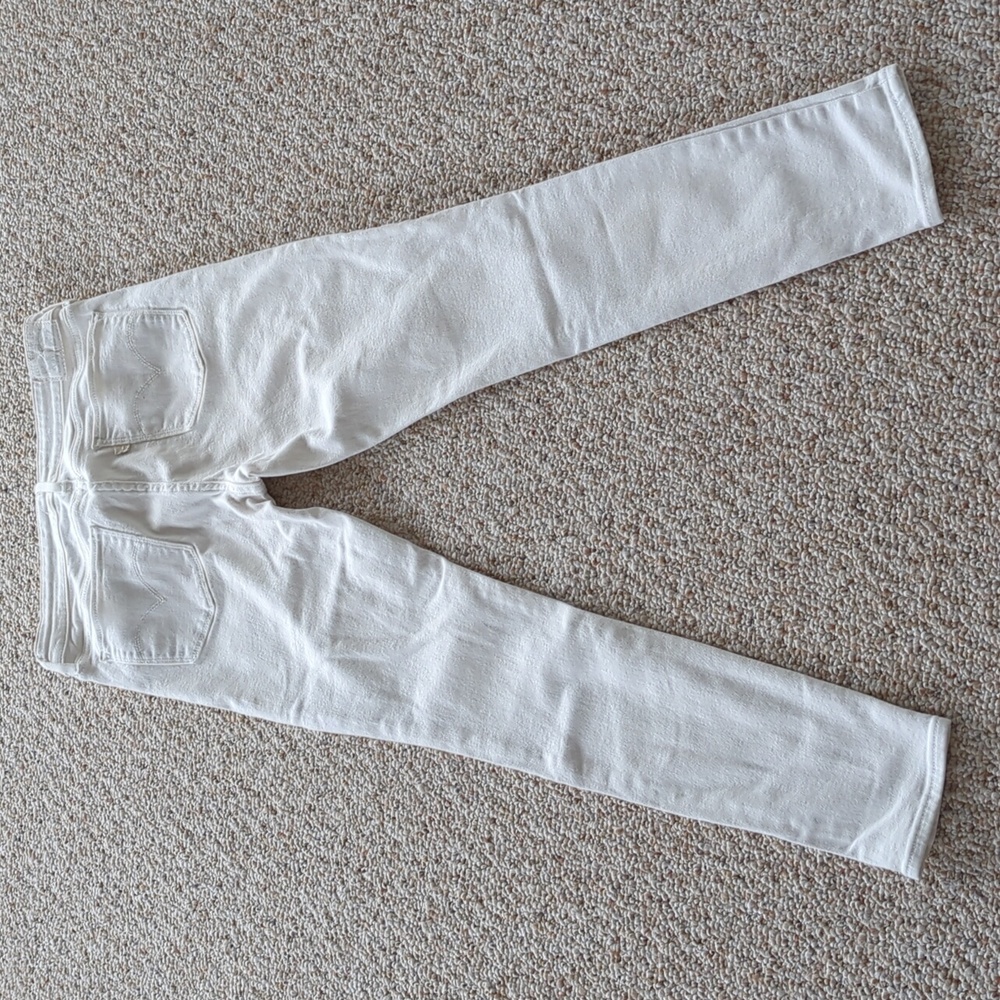 Levi Strauss white 711 Skinny Jeans.  Size 30 - Picture 6 of 7